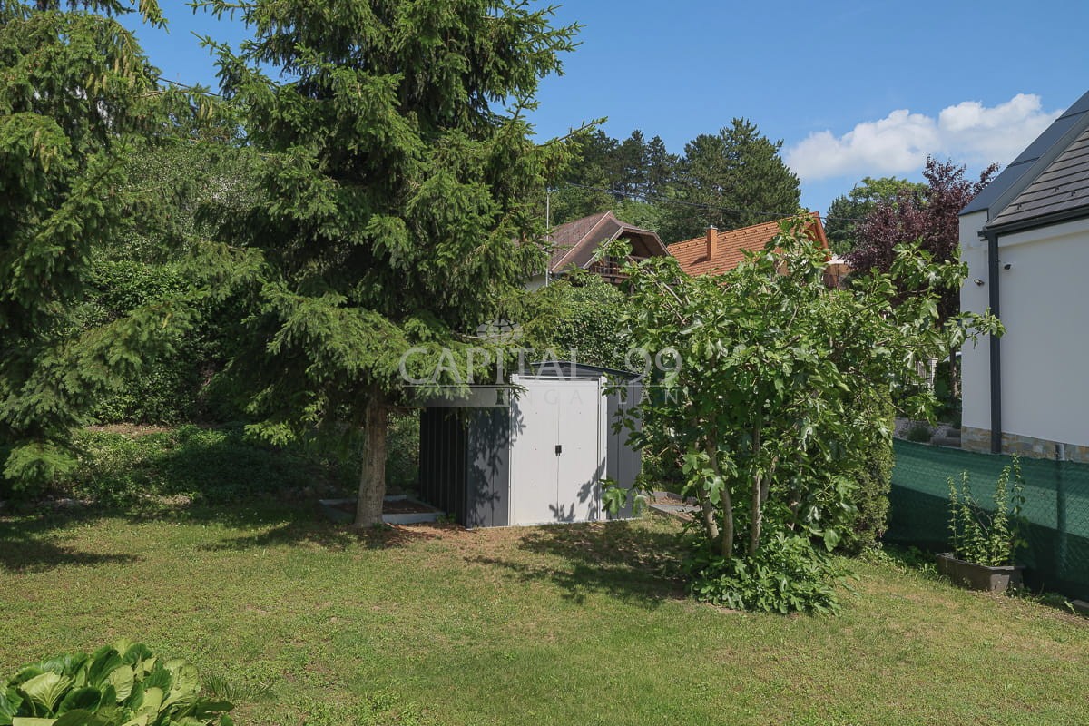 Family House - 4391