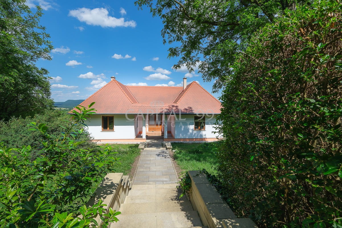 Family House - 4395