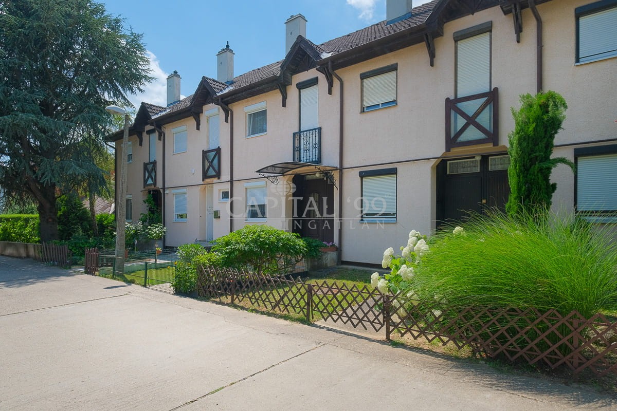 Family House - 4405