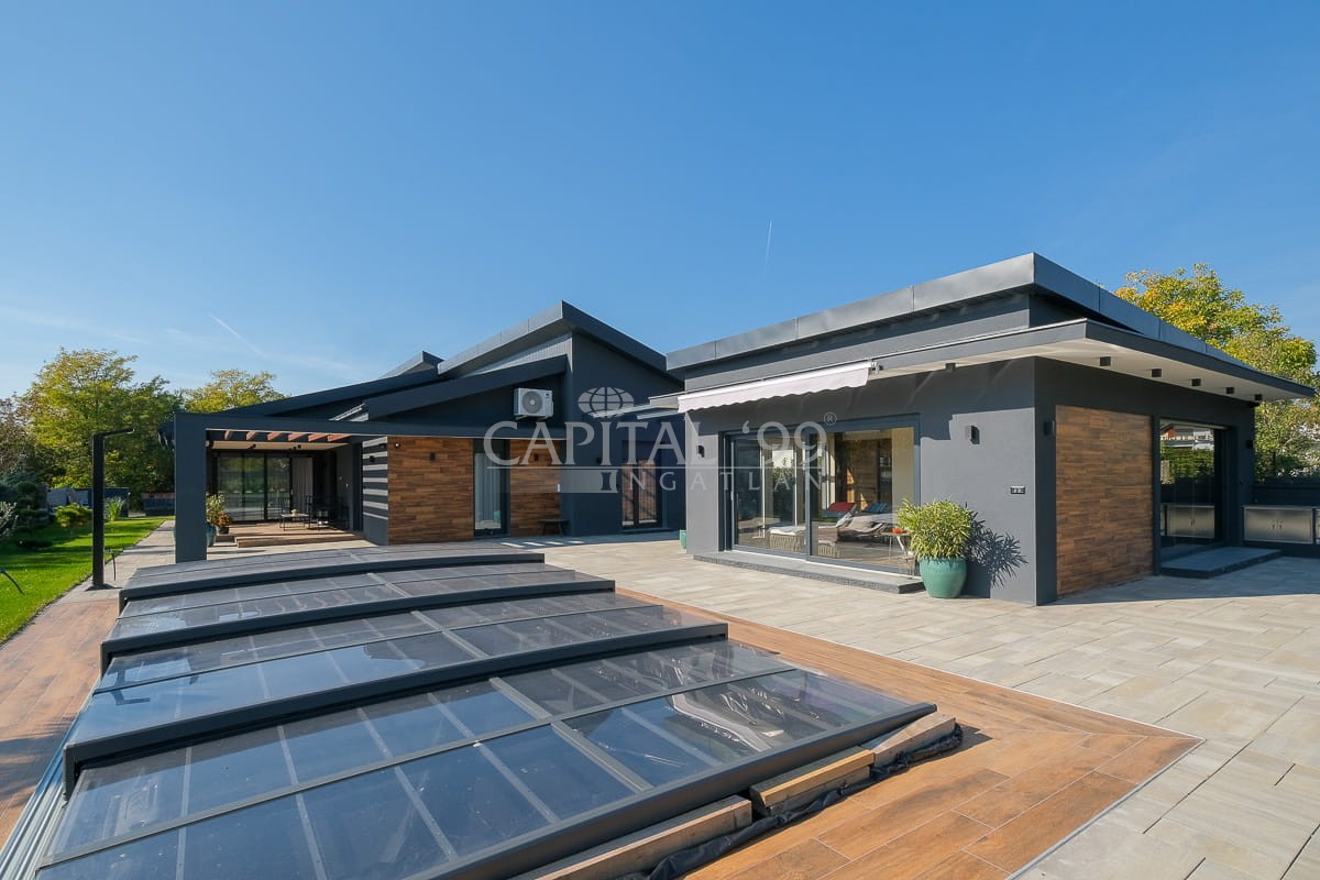 Family House - 4434